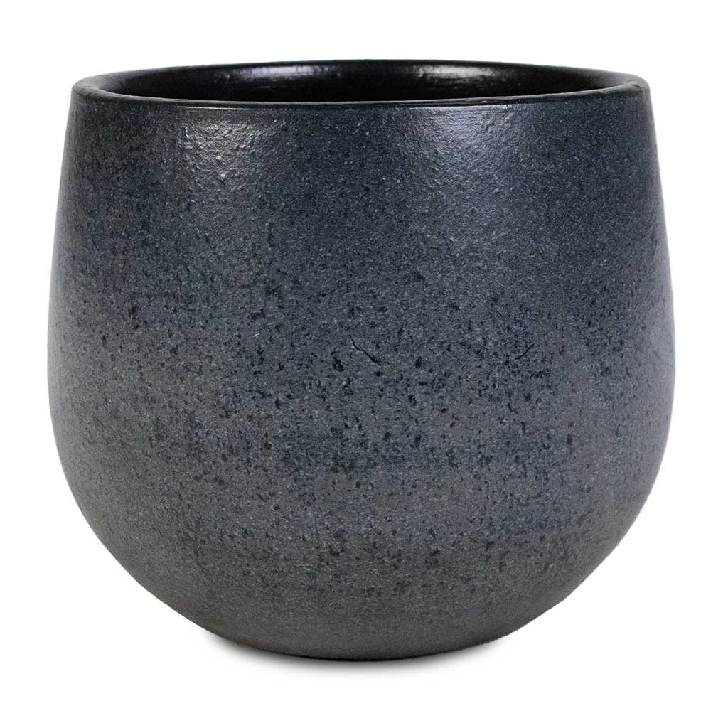 Esra Plant Pot - Graphite 5 Esra Plant Pot - Graphite - Image 3