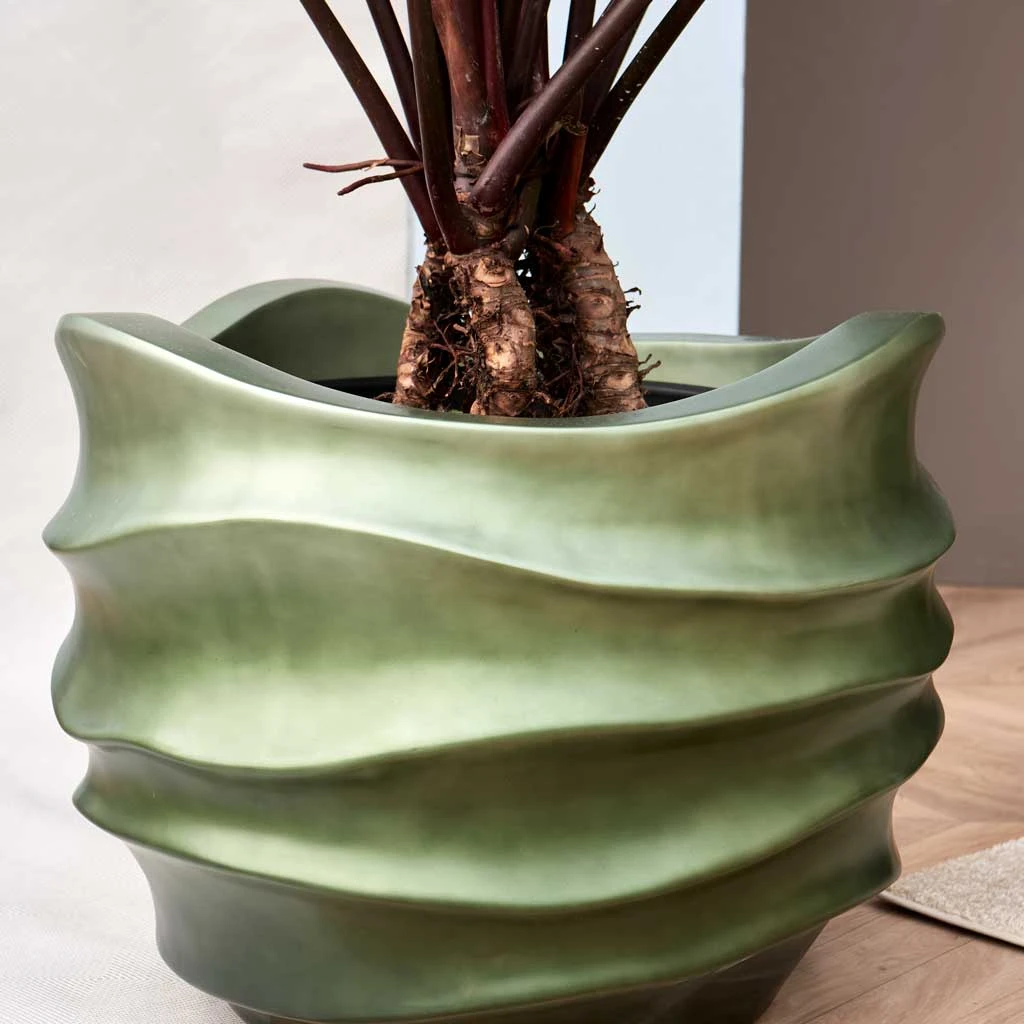 Gradient Lee Couple Planter - Matt Forest 4 Gradient Lee Couple Planter - Matt Forest - Image 2