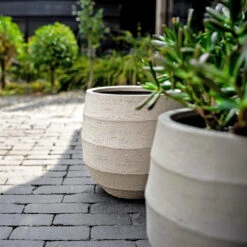 Bordo Balloon Planter - Sand -Indoor Plants Store Luca Lifestyle Bordo Balloon Sand 2